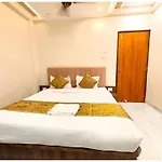 Premium B N K Grand Varanasi - Fully Air Conditioned Hotel With Lift And Wifi Facility